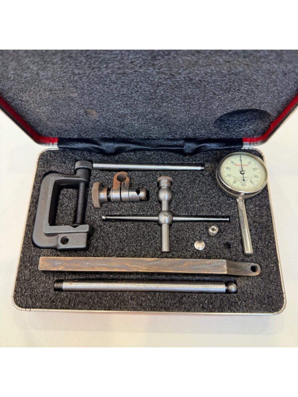 Starrett Universal Back Plunger Dial Indicator Set with Red Case